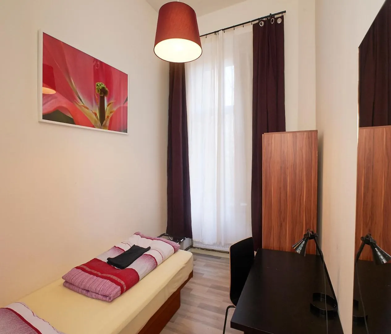 Gasthof LittleFriedrichRooms @ propellerwerk Berlin